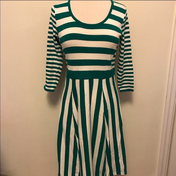 Boden Green Stripe Knit Dress 8 - Picture 3 of 8